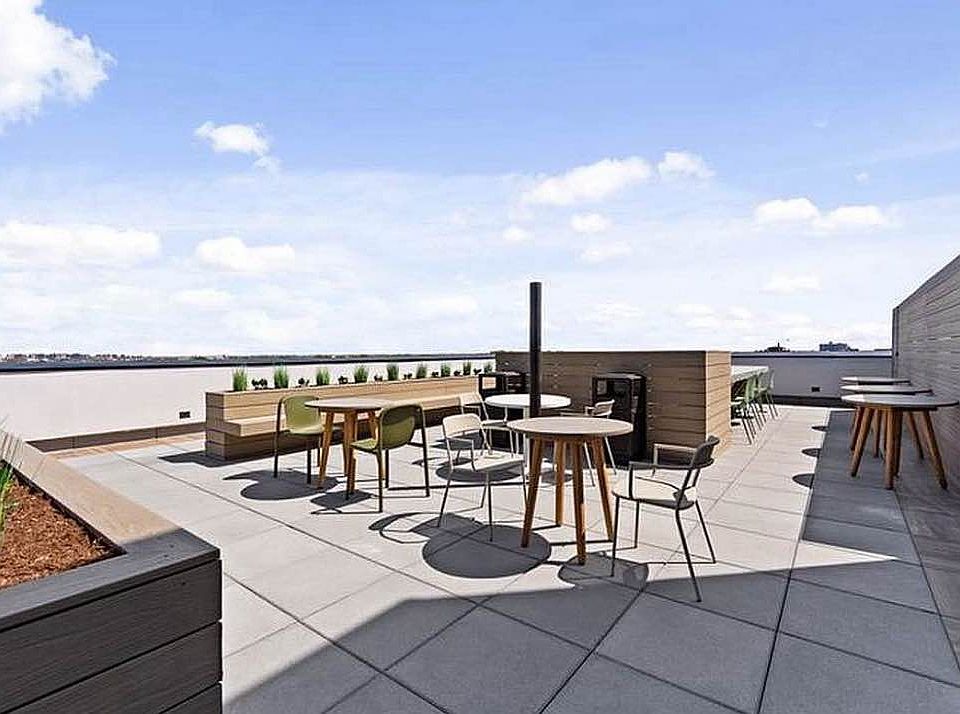 1st image of 333 Linden Blvd #3P