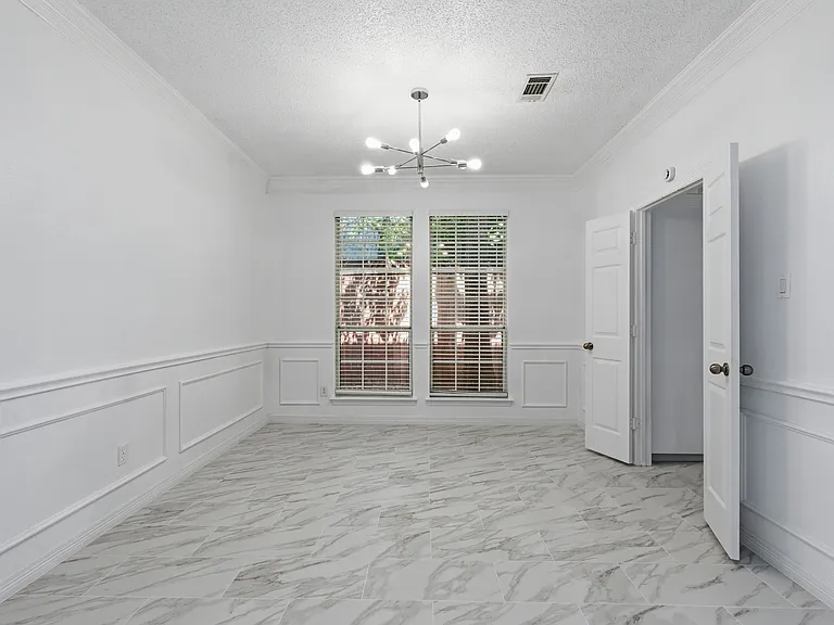 305 W Mill Valley Dr — Photo 7