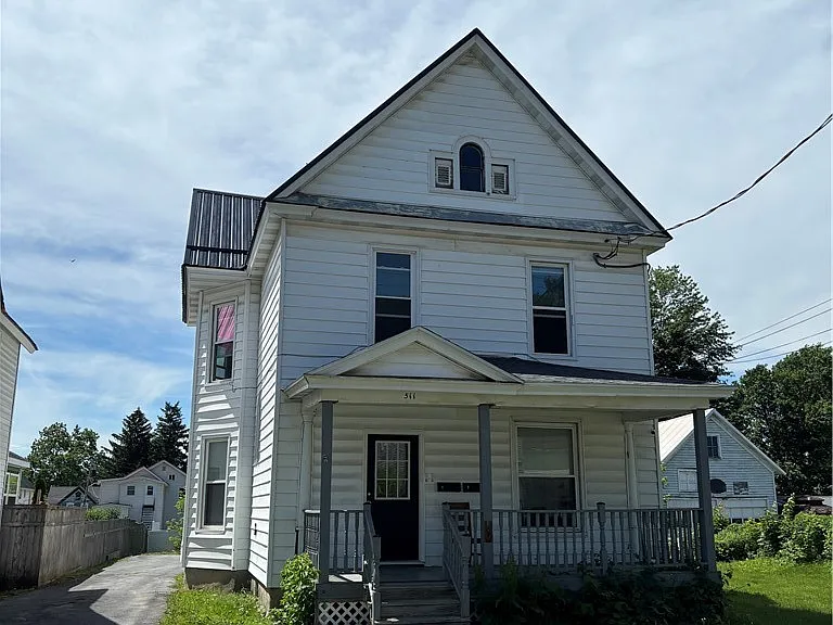 511 Lansing St — Photo 1