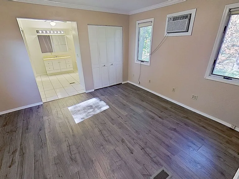 118 Carea Rd — Photo 6