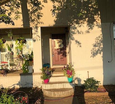 4th image of 2134 N Garland Ave