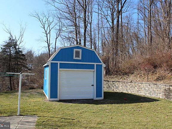 5th image of 1225 Ironstone Dr