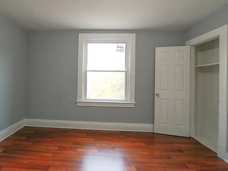 7656 Highland Ave — Photo 12