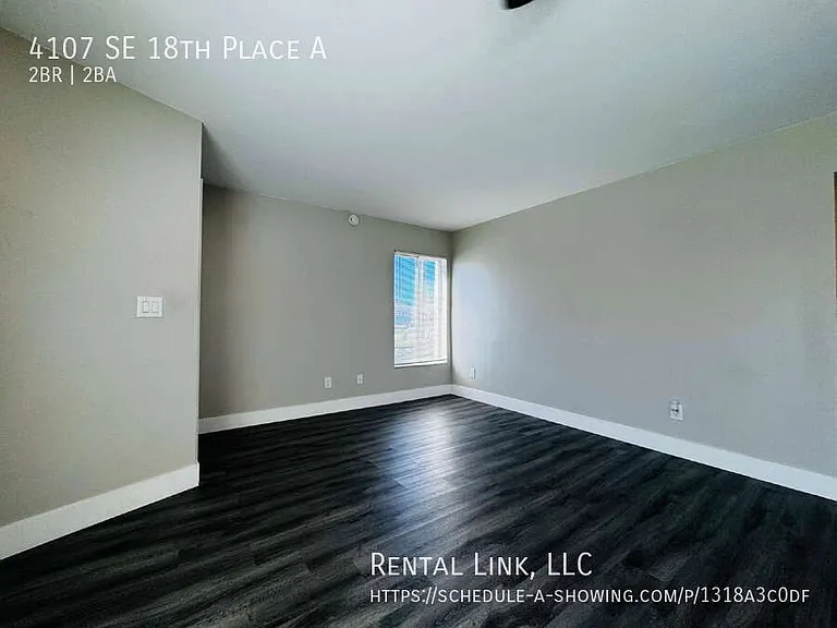 4107 SE 18th Pl #A — Photo 3