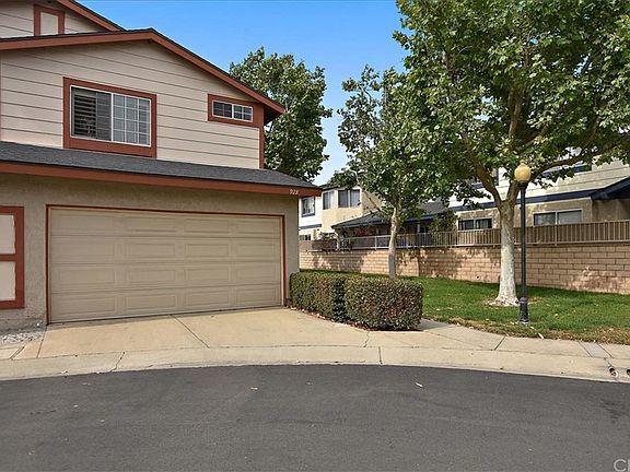 2nd image of 928 Carlton Privado