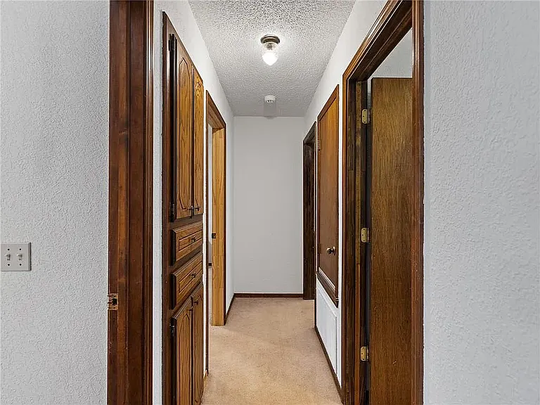 534 W Carson Dr — Photo 8