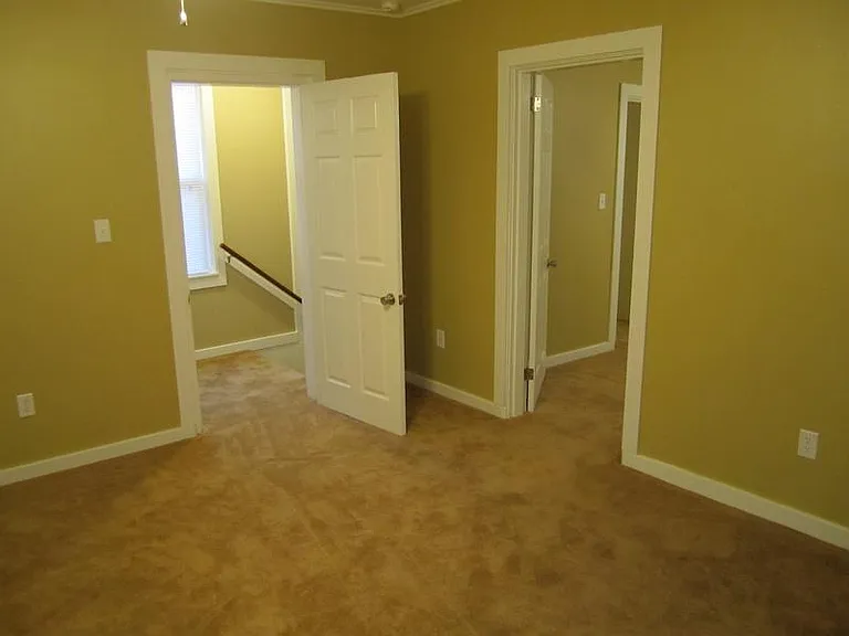 108 Wilbert St — Photo 23