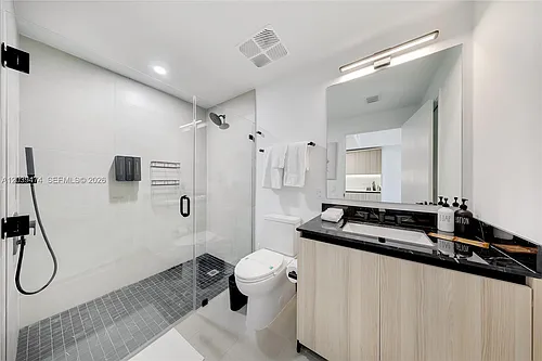 225 N Miami Ave #1510 Photo 1 225 N Miami Ave #1510 Photo 1