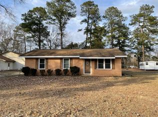 1566 Pinecone Dr, Sumter, SC 29154