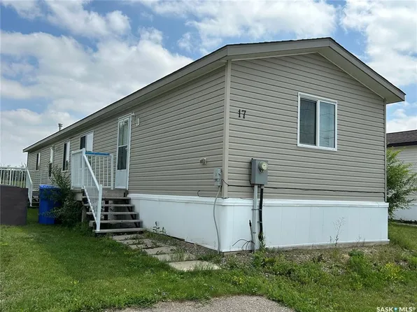 UNIT 17-2004 Alice ROAD, Estevan, SK S4A 3A7