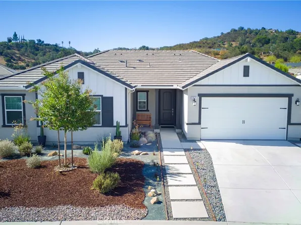 13521 Corral Ct, Valley Center, CA 92082