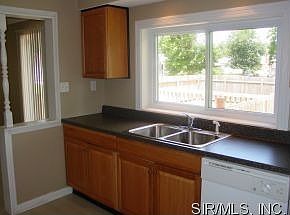 2nd image of 2714 Buxton Ave