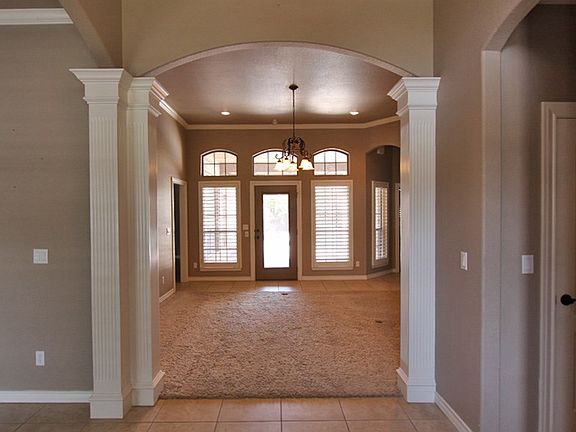 4th image of 1116 Breckenridge Dr