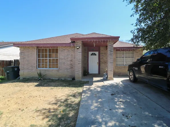 1109 Eisenhower Dr, Laredo, TX 78046