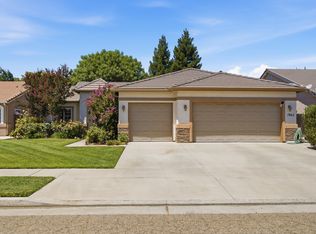 1963 Monsecco St, Tulare, CA 93274