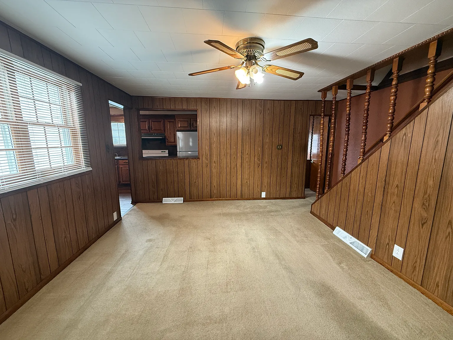 3 bed, 1080 sqft, $1,270 — Photo 4