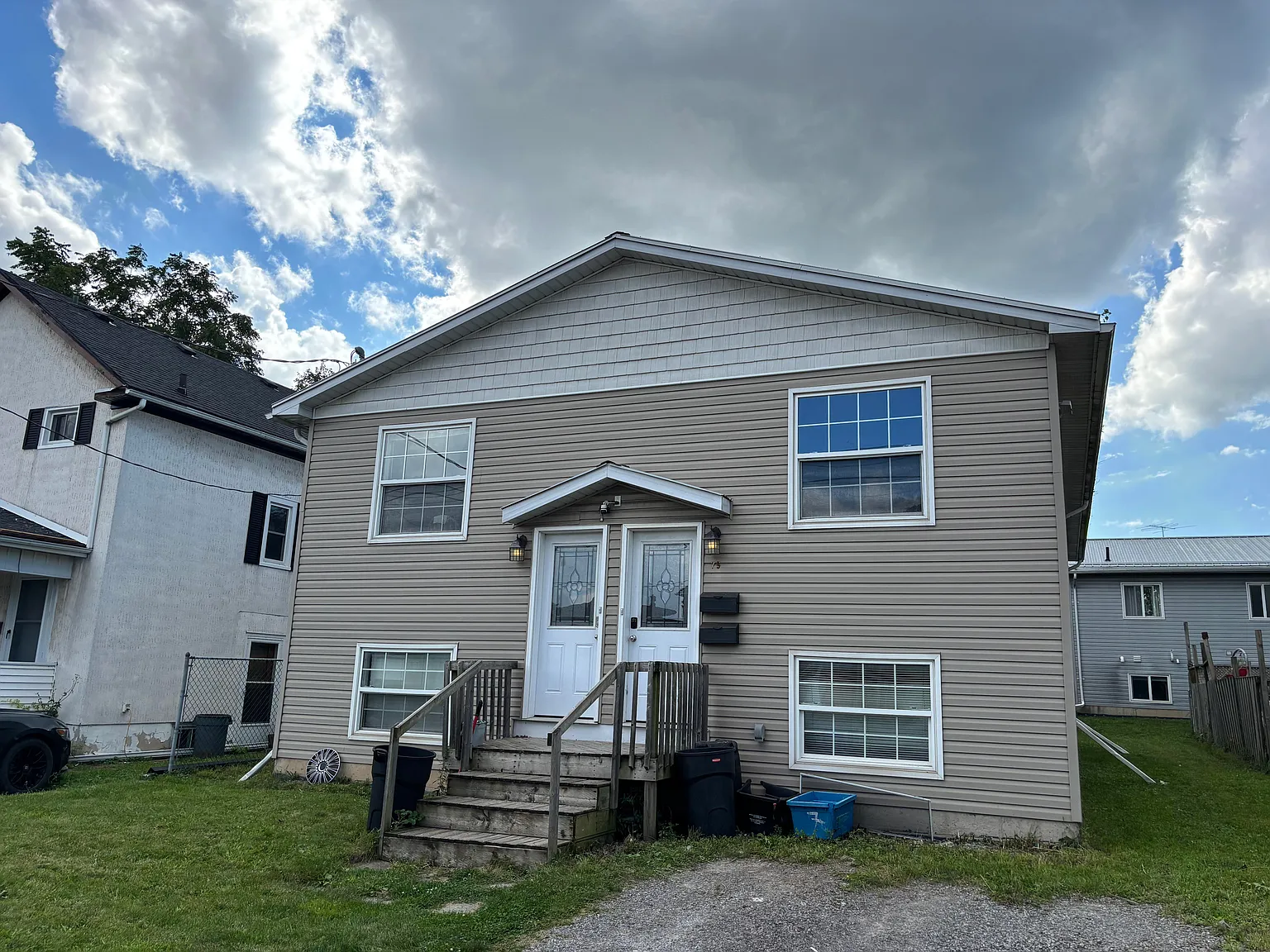 75 Pine Street South, Rooms for Rent - Upper Unit, Thorold — Photo 2