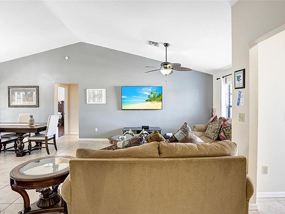 5th image of 10610 Woodchuck Ln