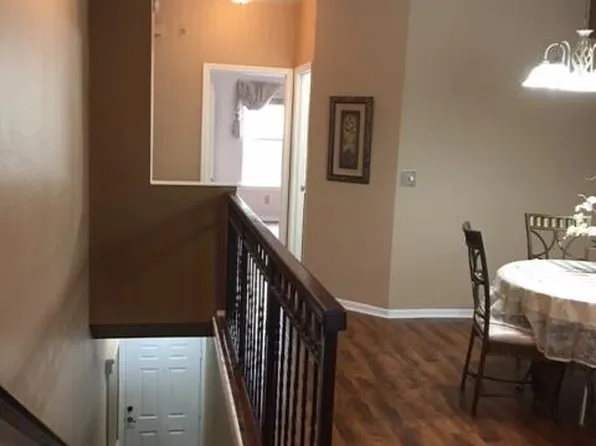 605 Arbor Lake Ln, Tampa, FL 33602