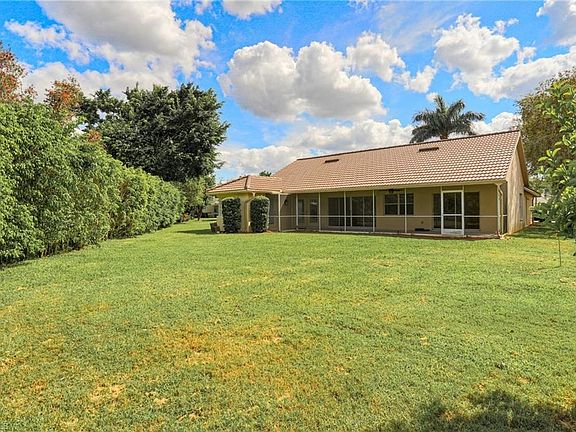 4th image of 11458 Waterford Village Ct