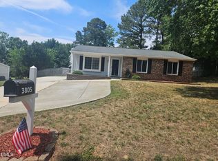 3805 Cascade Ct, Raleigh, NC 27604
