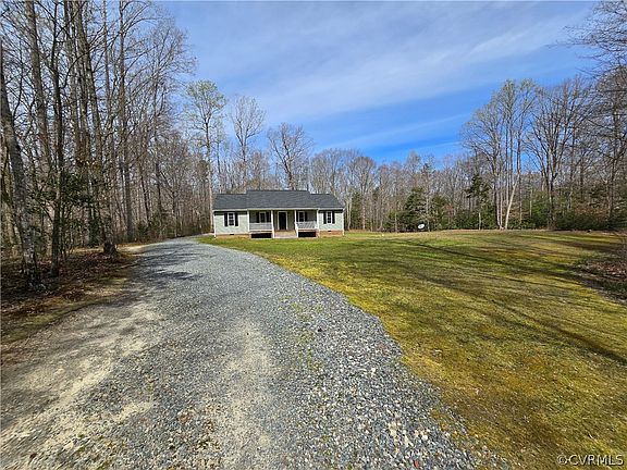 4th image of 134 Cedar Ln