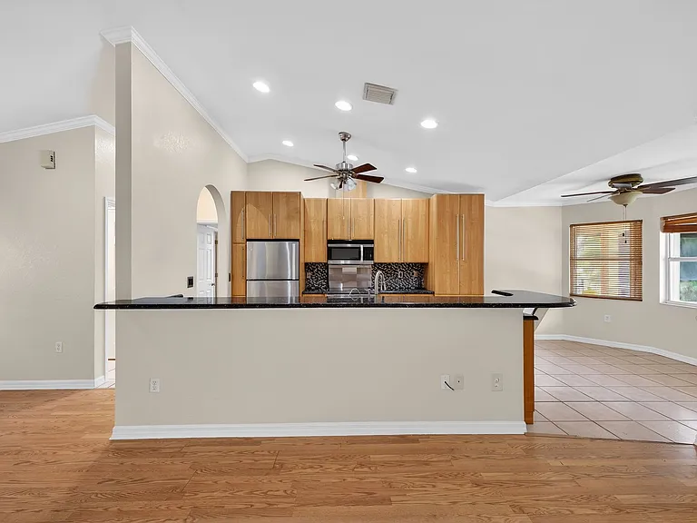 6890 Circle Dr — Photo 27