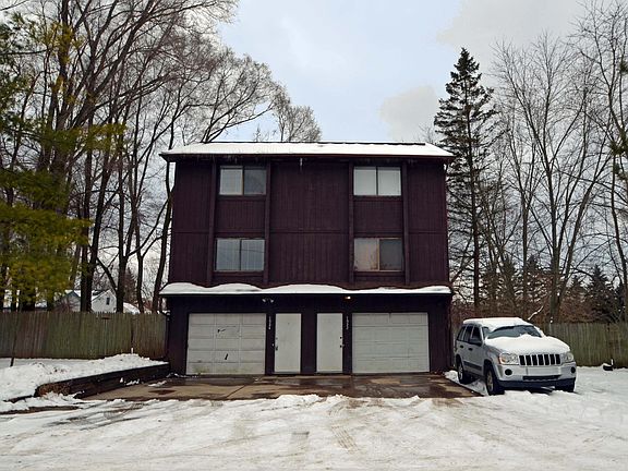 2nd image of 1922 E Willard Ave