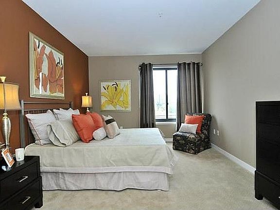 5th image of 88 Bush St Unit 3175