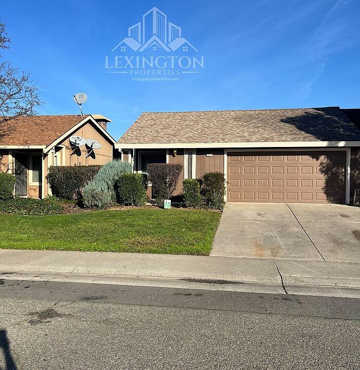 1st image of 7956 Orchard Woods Cir