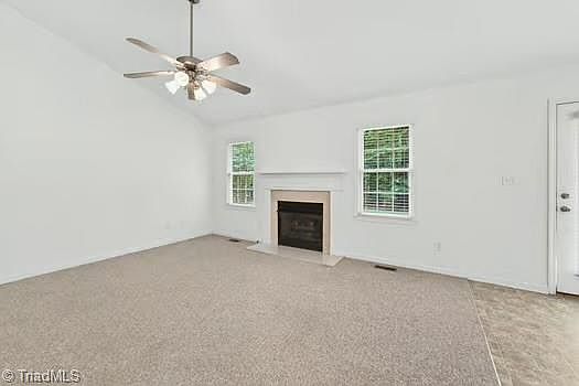 4th image of 3913 Level Plains Rd
