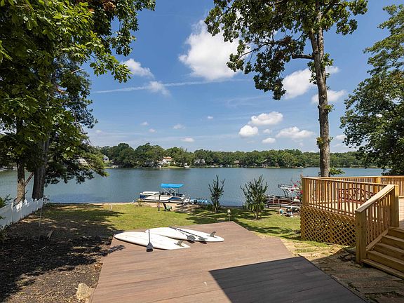 3rd image of 4175 Cedar Point Rd