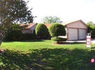 7033 W Cleburne Rd, Fort Worth, TX 76133