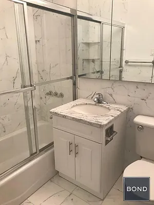 Rented by Bond New York | media 24