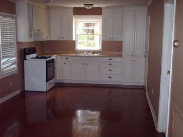 2nd image of 510 Cedar Trl