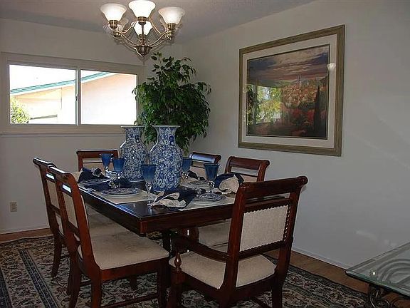 4th image of 1560 Murre Ln