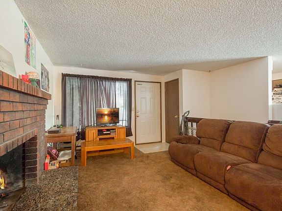 2nd image of 2626 N Madelia St #2628