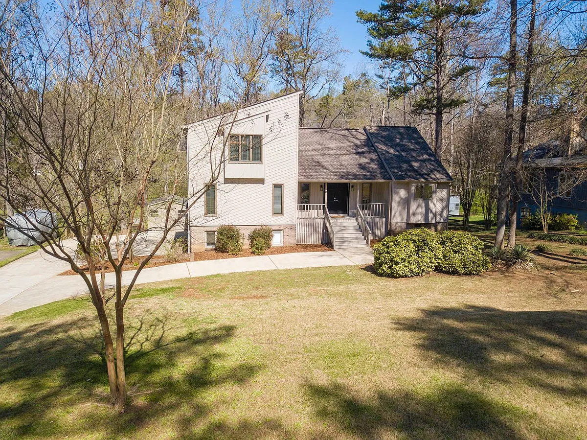 Building Photo - 3917 Singletree Rd