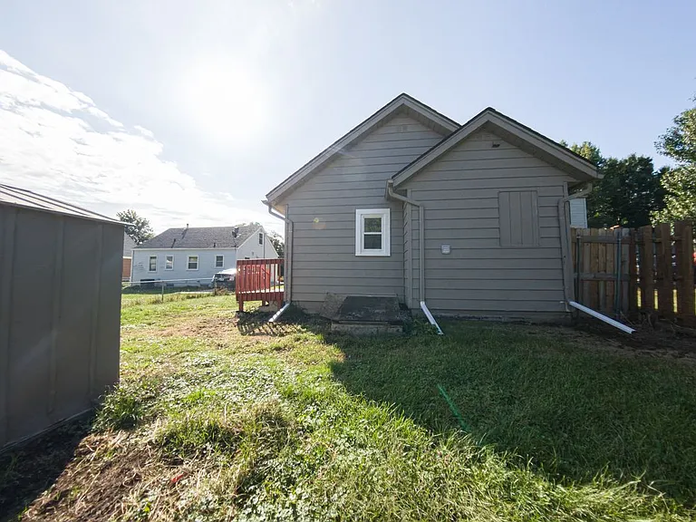 1001 Maish Ave — Photo 18