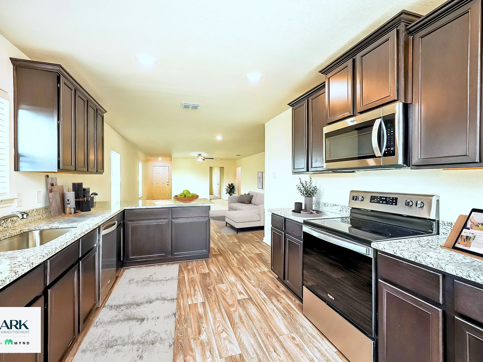4 bed, 2.0 bath, 1794 sqft, $1,949 — Photo 4