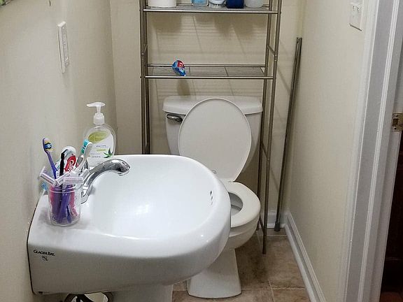 3rd image of 1630 W Susquehanna Ave #2