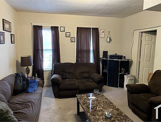 3rd image of 3715 E 61st St APT 5