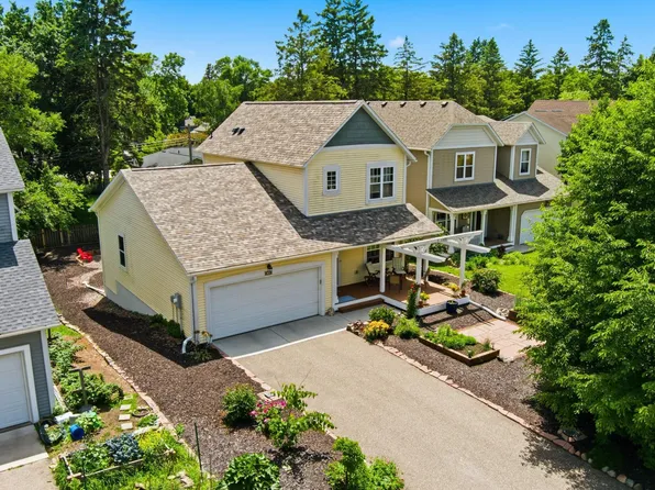 518 Nevada Ct, Northfield, MN 55057