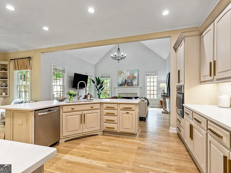 125 N Cove Dr — Photo 26