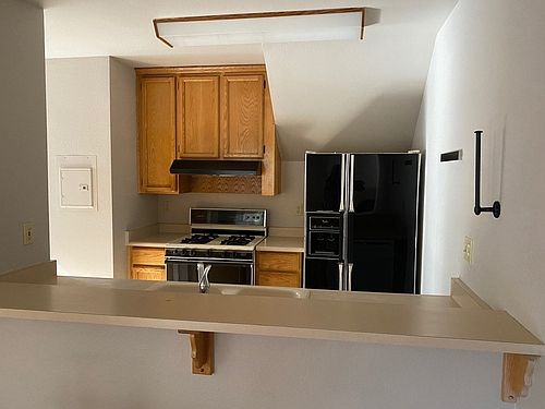 4th image of 3364 Treehaven Dr #B