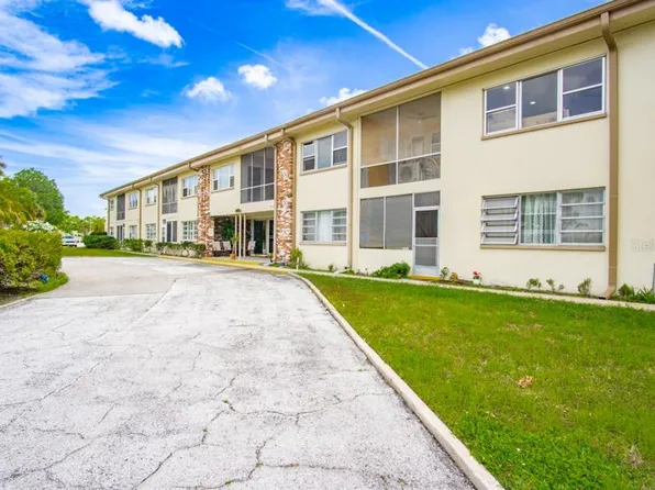 416 73rd Ave N APT 205, Saint Petersburg, FL 33702
