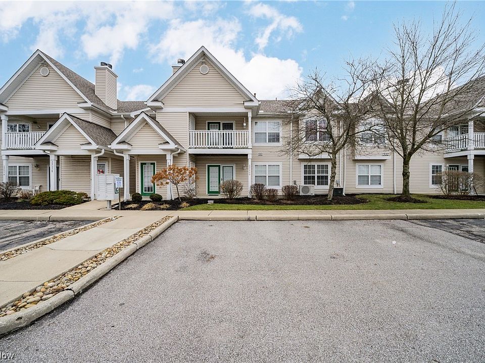 1st image of 22660 Lenox Ct #214