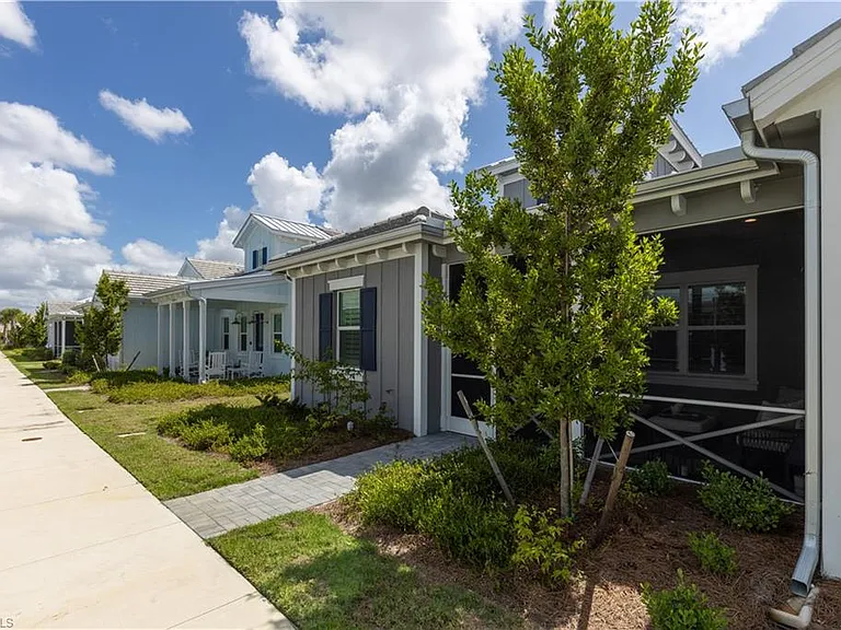 7213 Saona Ct — Photo 21