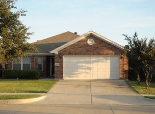 8308 Riversprings Dr, Hurst, TX 76053