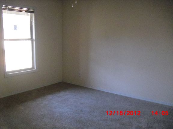 4th image of 1704 Country Park Dr SE